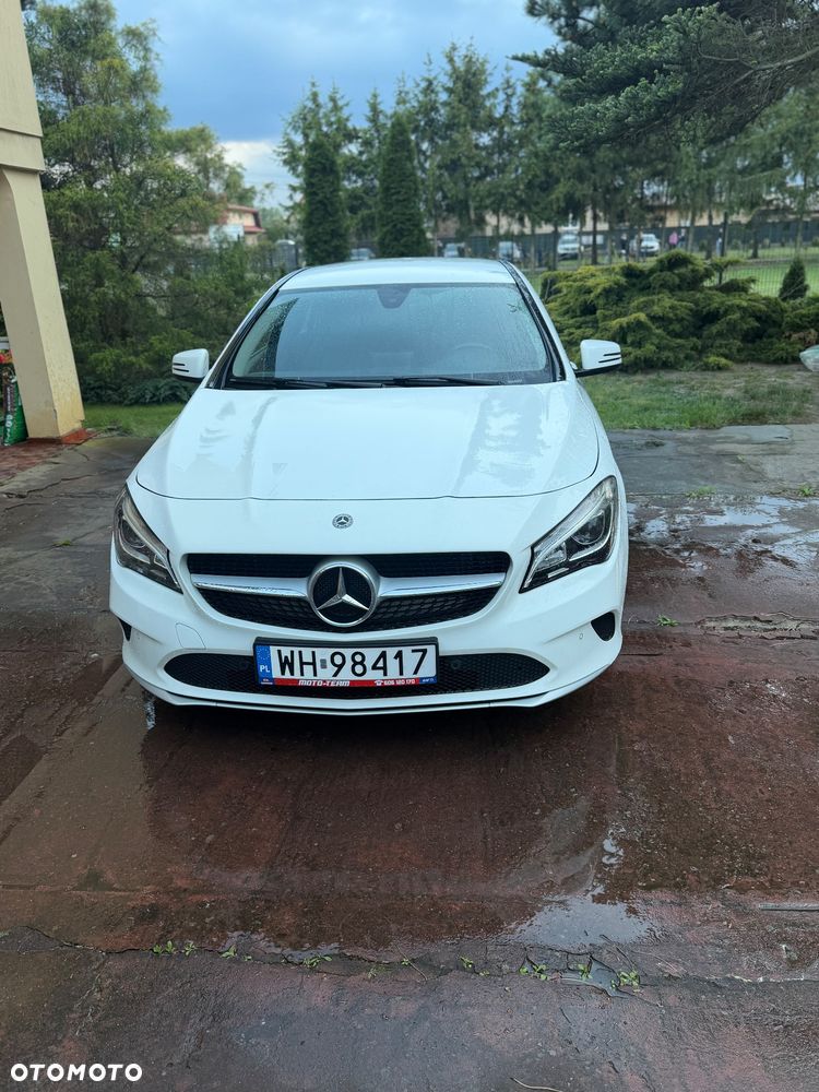 Mercedes-Benz CLA 180 UrbanStyle Edition - 6