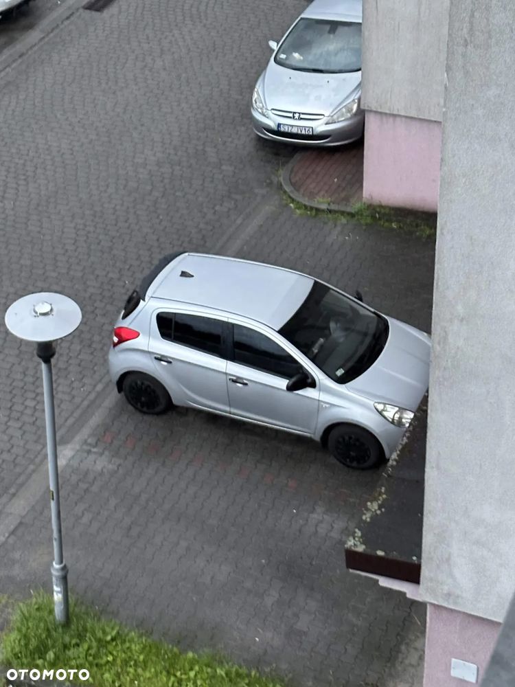 Hyundai i20 - 10