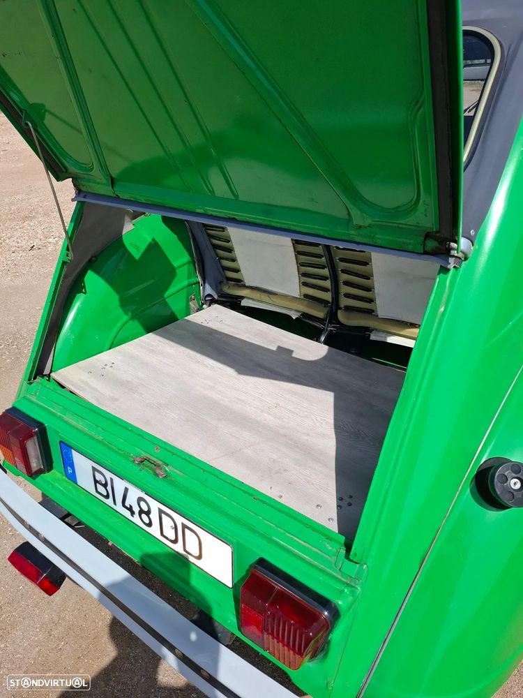 Citroën 2CV - 8