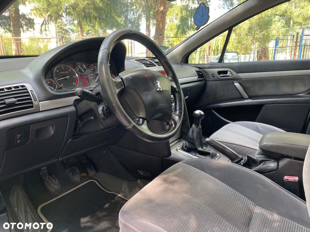Peugeot 407 - 5