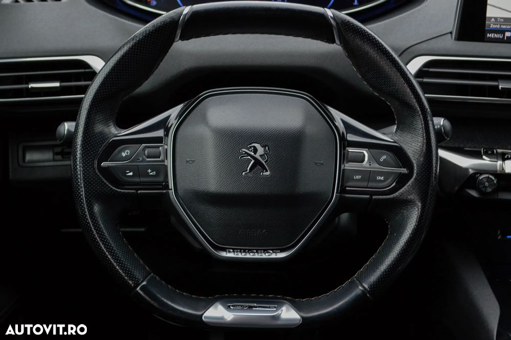 Peugeot 3008 1.2 PureTech Turbo S&S Allure - 39