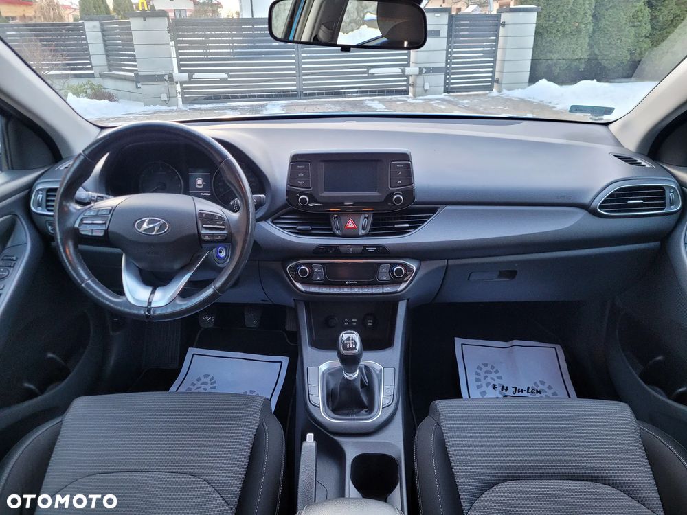 Hyundai i30 1.4 Premiere Comfort - 20