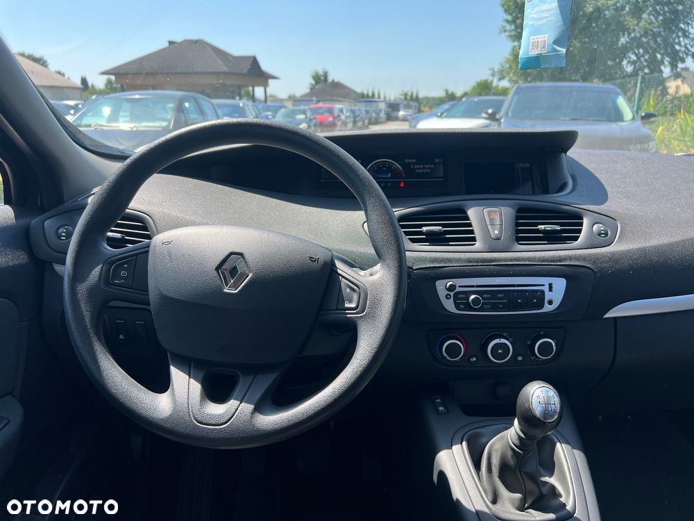 Renault Scenic 1.6 16V 110 TomTom Edition - 28