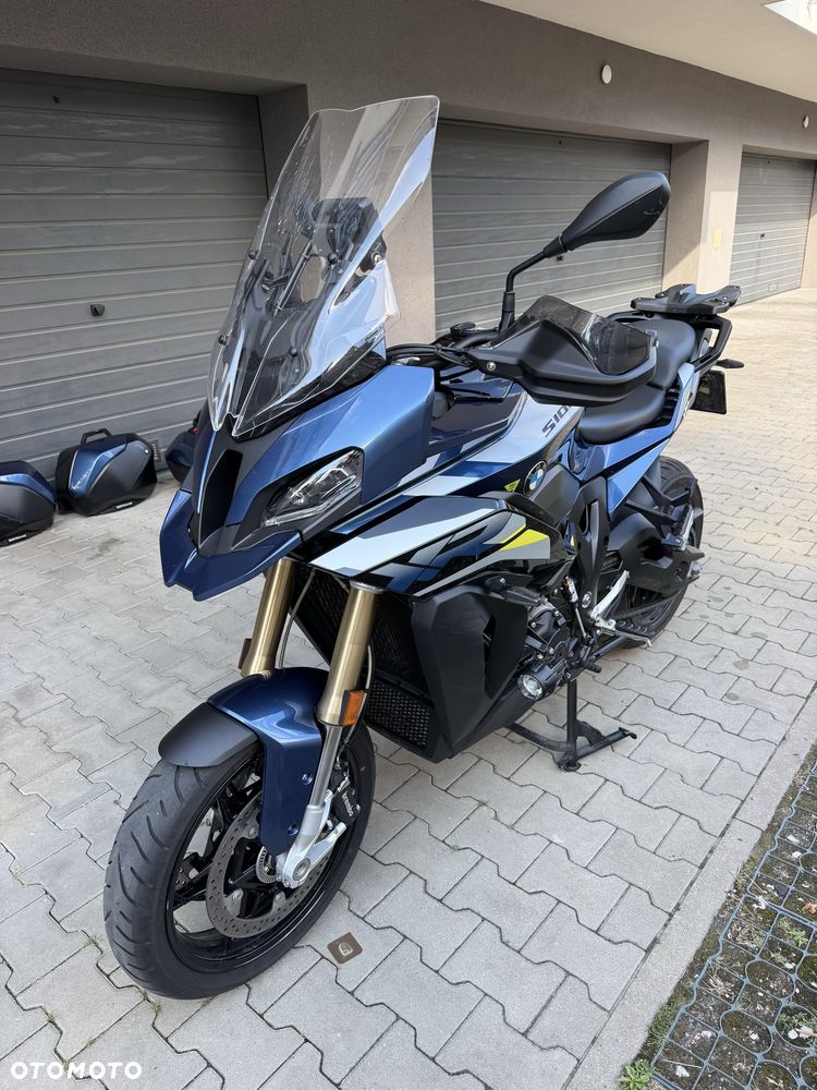 BMW XR - 25