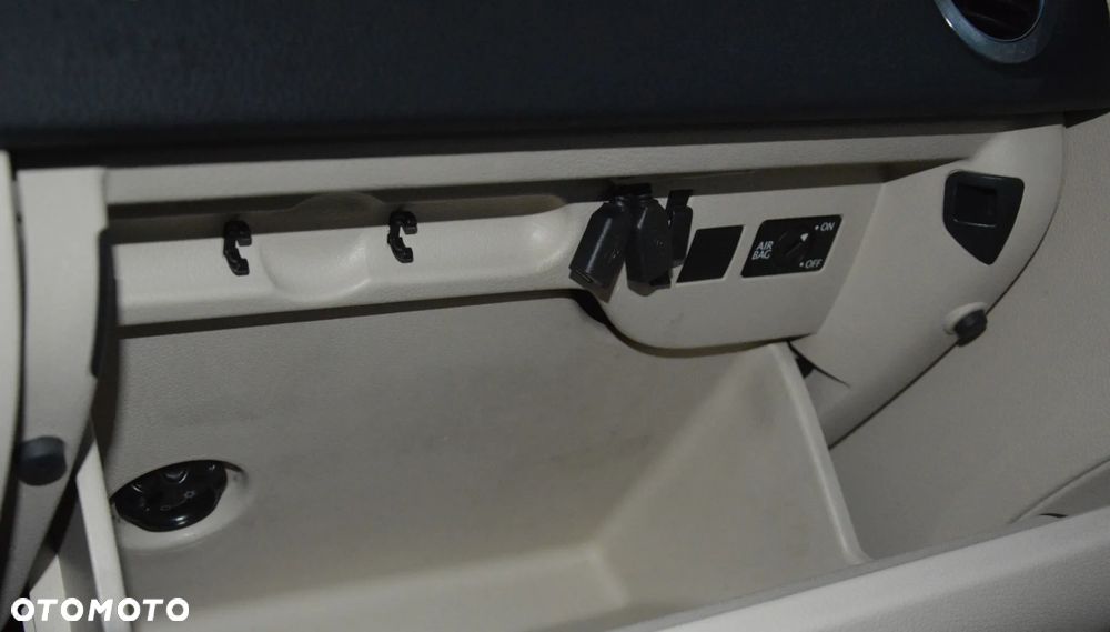 Volkswagen Tiguan - 36