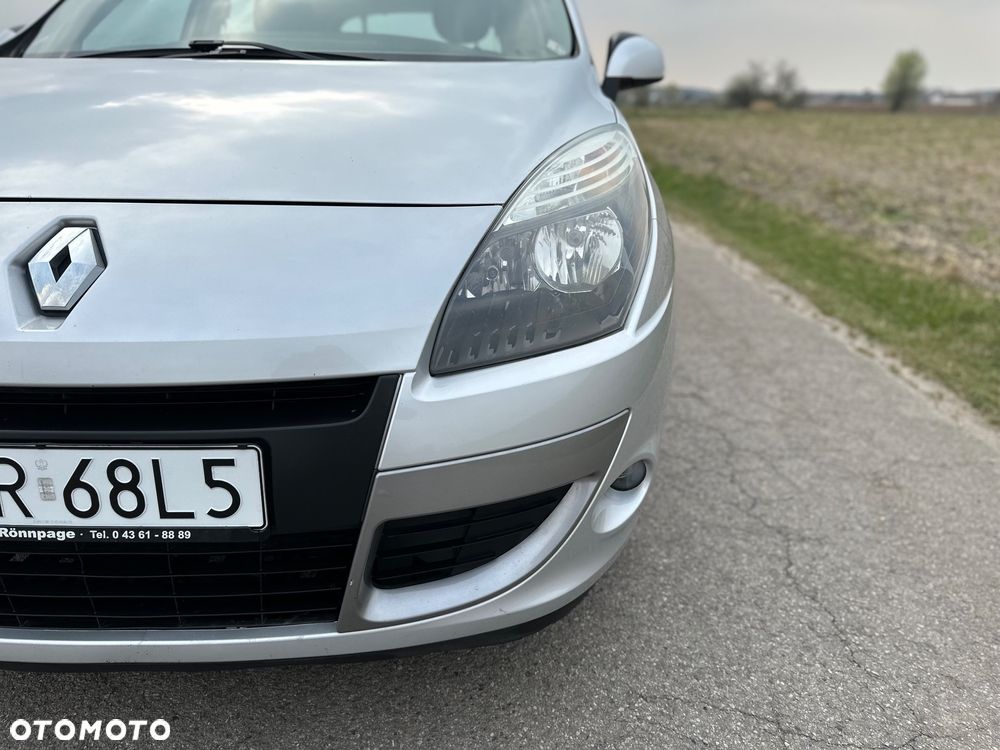 Renault Scenic 1.6 16V 110 Expression - 14