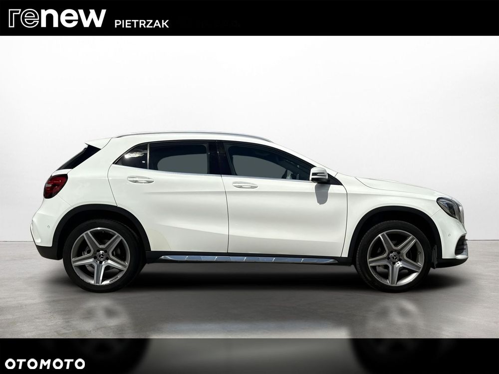 Mercedes-Benz GLA 200 7G-DCT AMG Line - 7