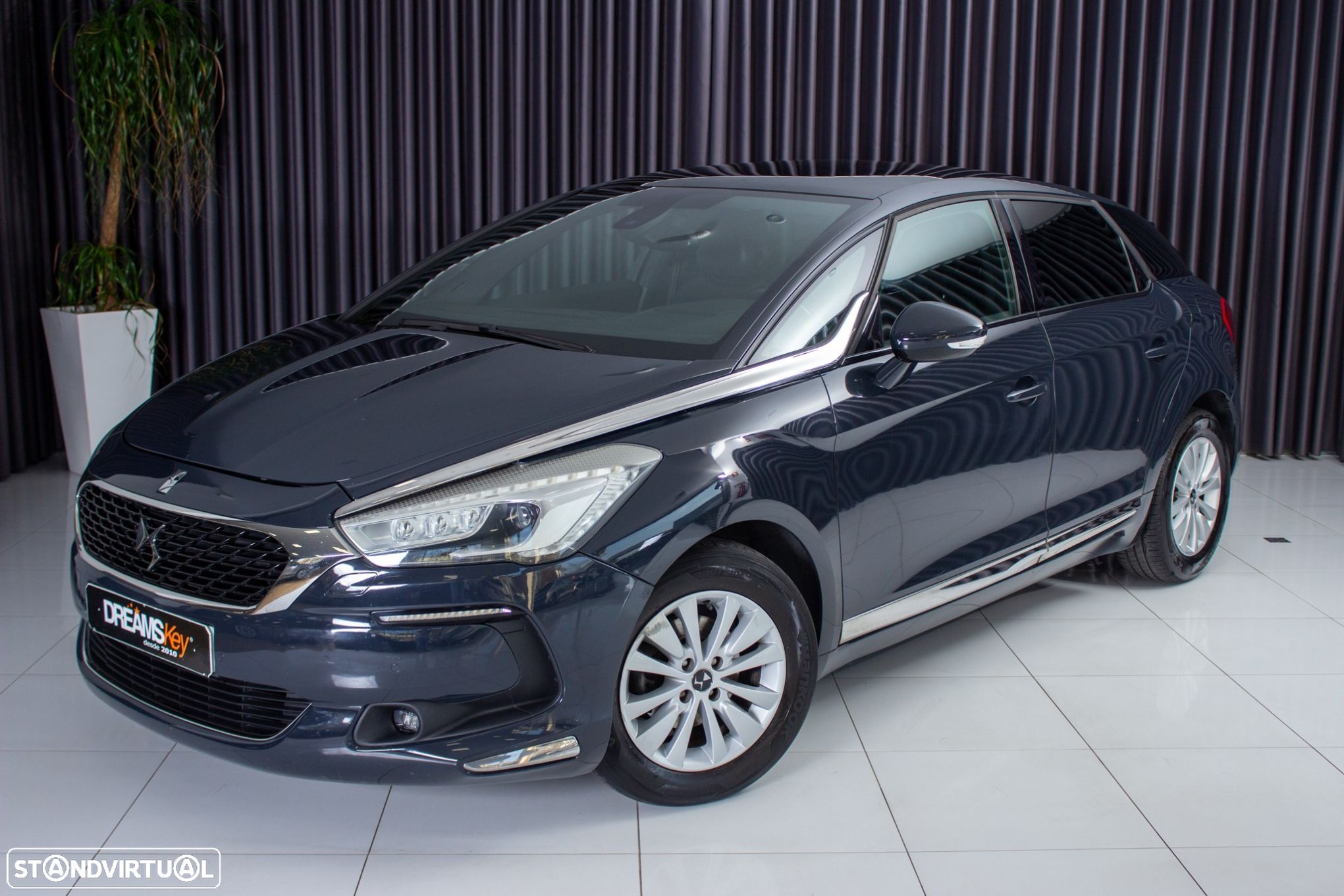 DS DS5 - 1
