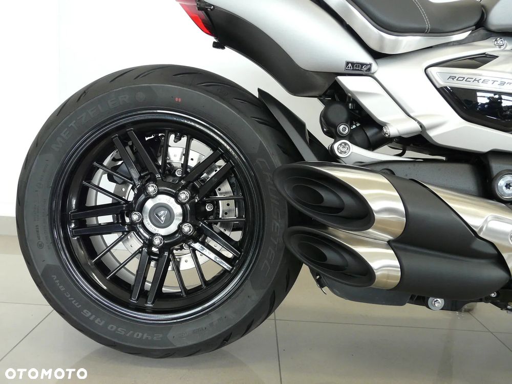 Triumph Rocket - 9