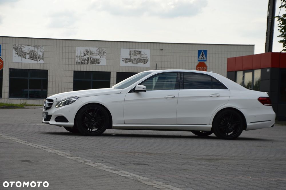 Mercedes-Benz Klasa E 200 7G-TRONIC Elegance - 12