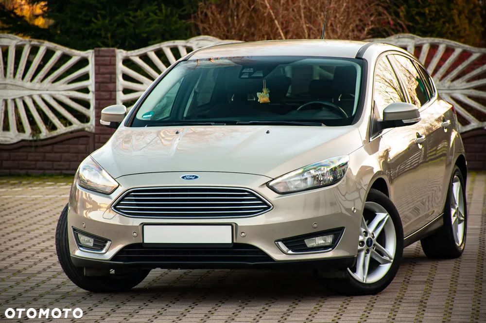 Ford Focus - 28
