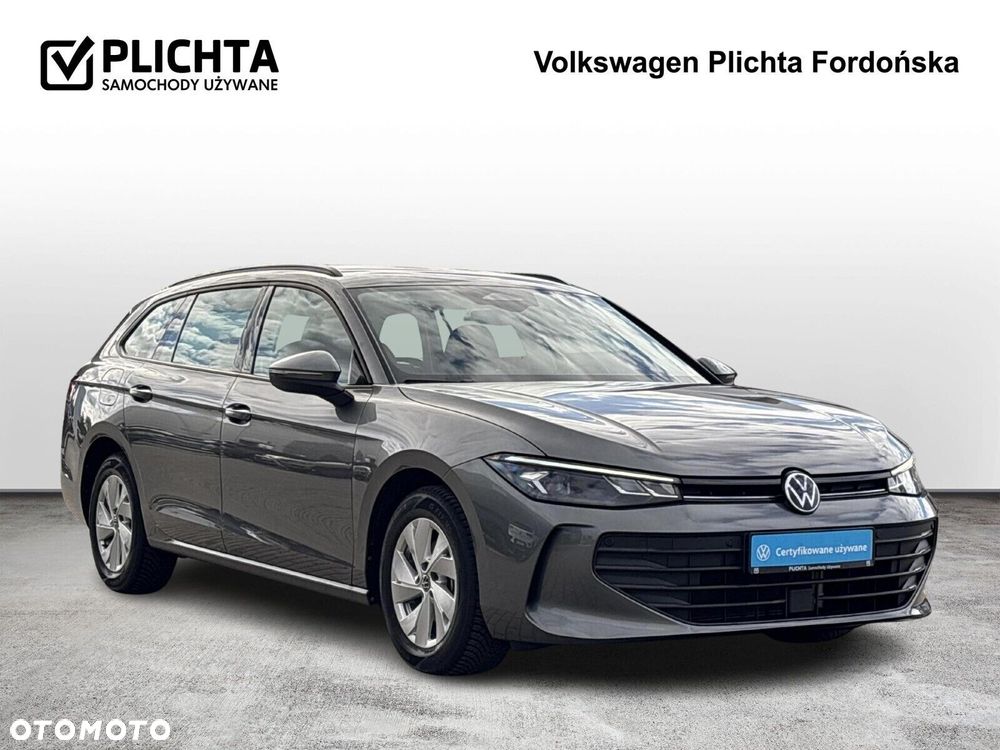 Volkswagen Passat - 8