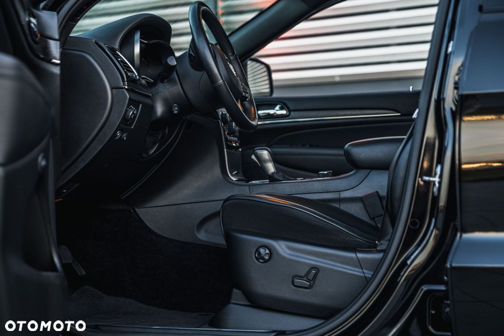 Jeep Grand Cherokee 5.7 V8 HEMI 4WD Automatik Overland - 23