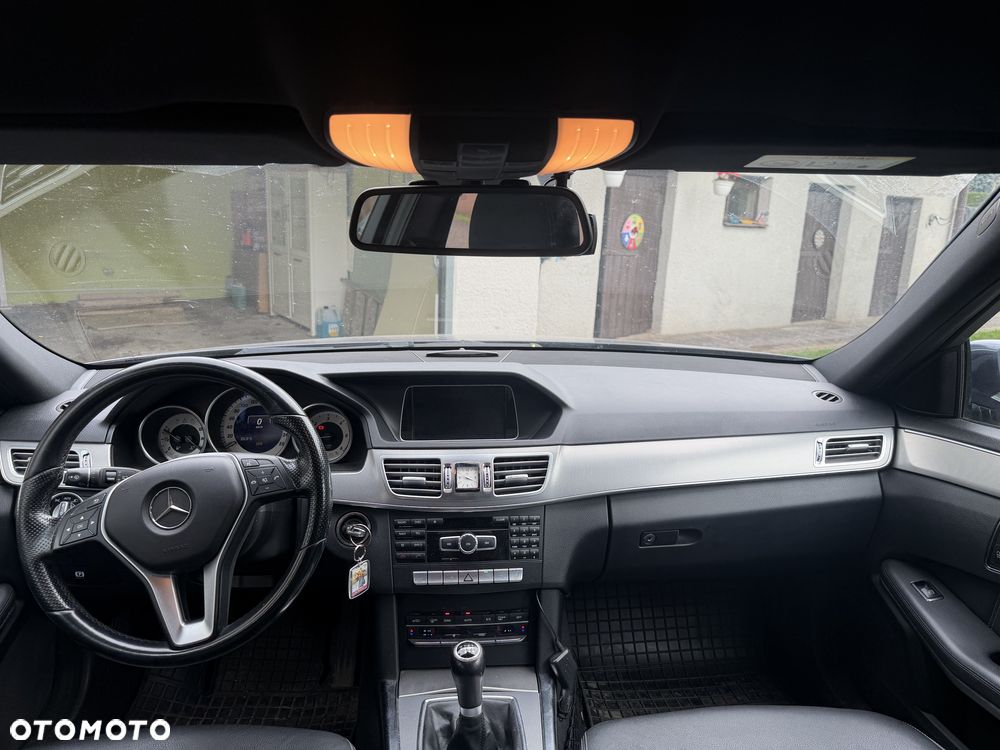 Mercedes-Benz Klasa E 200 CDI Avantgarde - 13