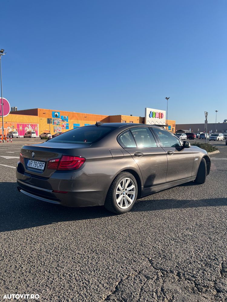 BMW Seria 5 520d - 10