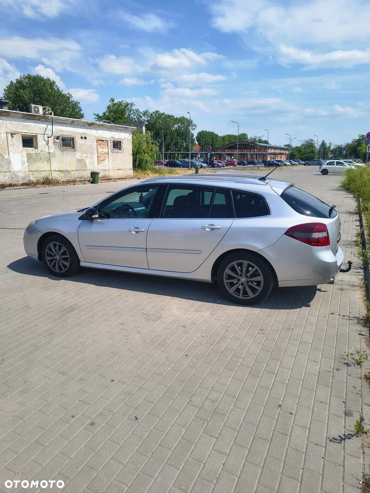 Renault Laguna 2.0 dCi FAP GT - 27