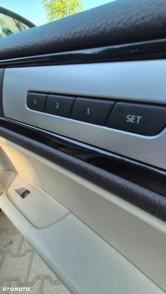 Volkswagen Touareg 3.0 V6 TDI 4XMot BMT - 17