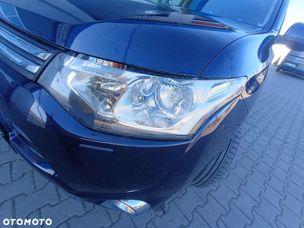 Mitsubishi Outlander 2.2 DI-D 4WD Automatik Instyle - 27