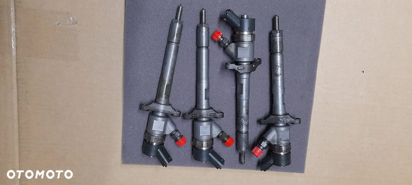 Wtryskiwacz Bosch  0986435126 0445110311 1.6 hdi 1.6 tdci