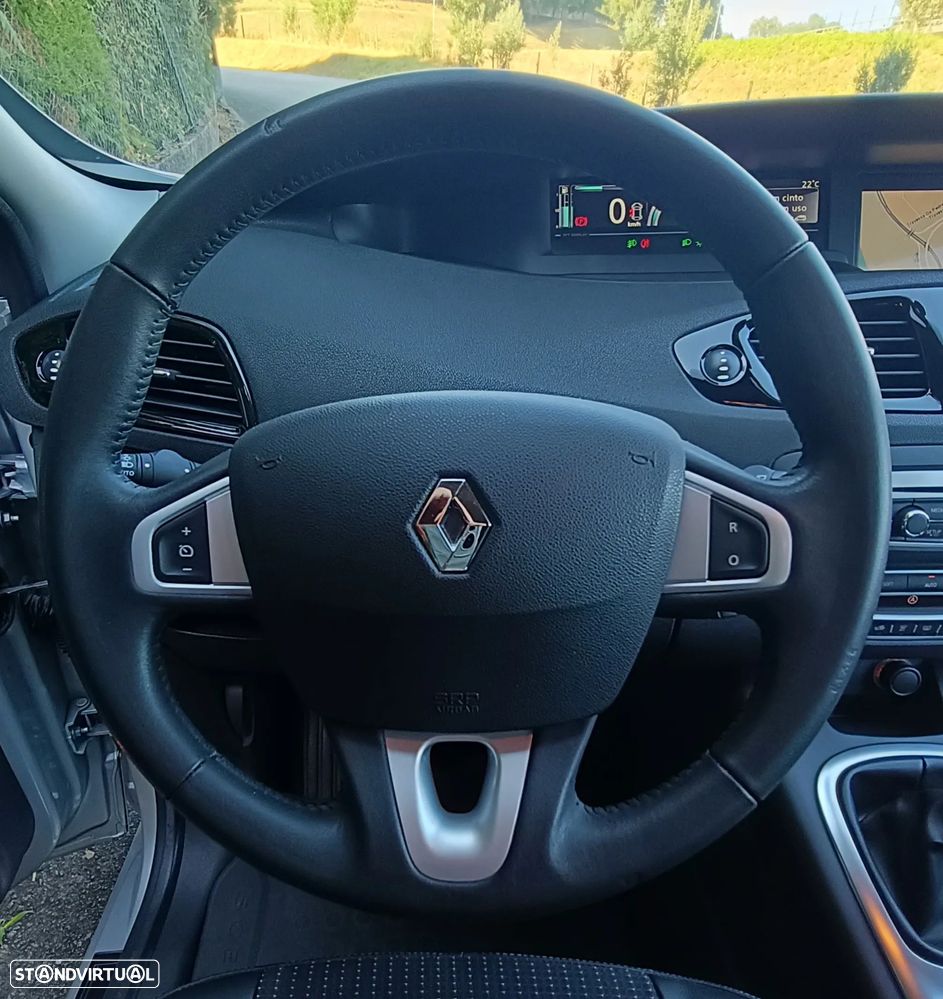 Renault Scénic 1.5 dCi Exclusive SS - 30