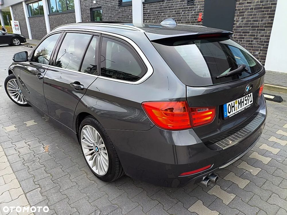 BMW Seria 3 330d Luxury Line - 22