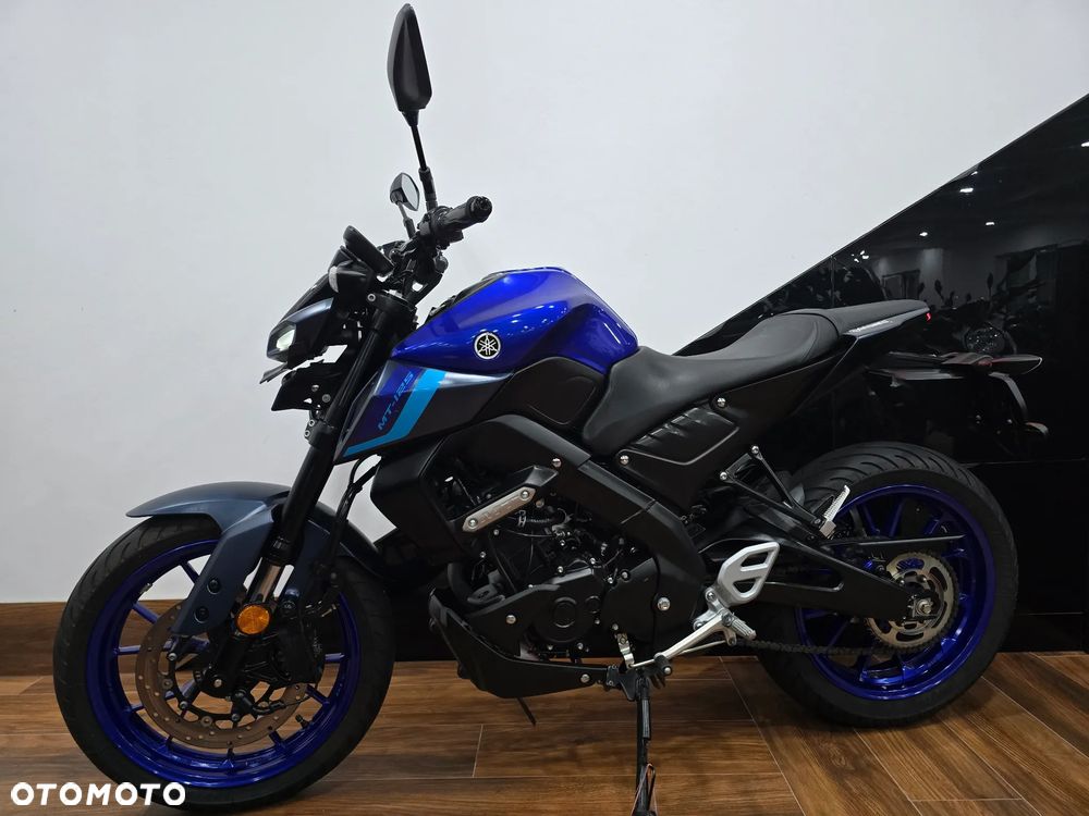 Yamaha MT - 7