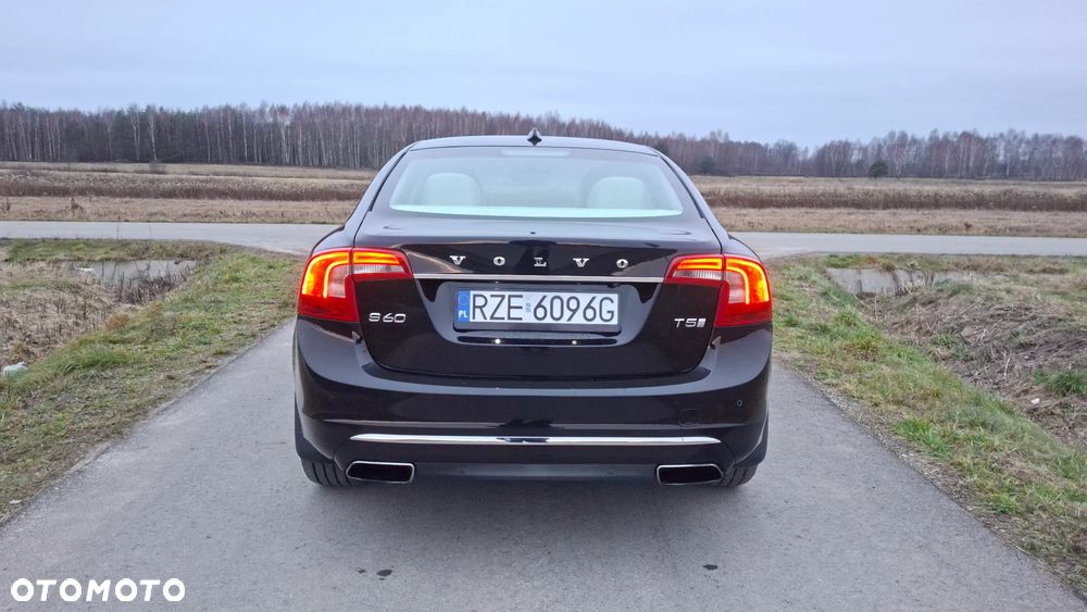 Volvo S60 - 5