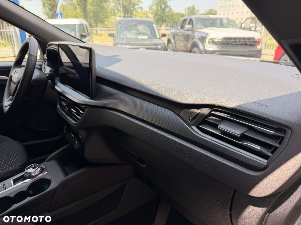 Ford Kuga - 19