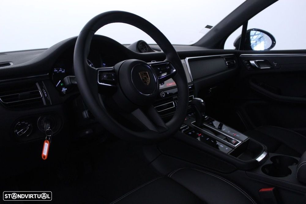 Porsche Macan Standard - 21