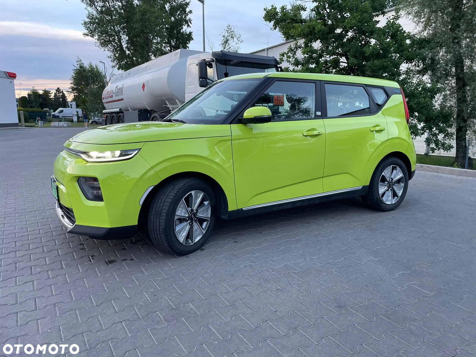 Kia Soul e-Soul Edition 7 - 11