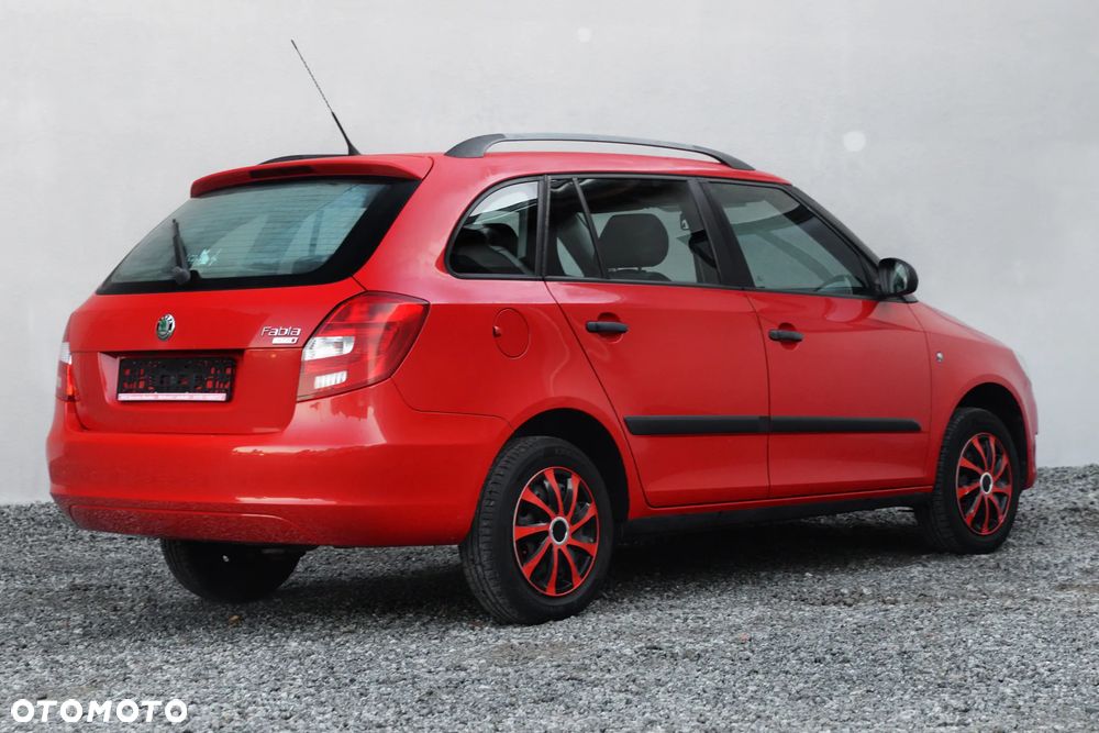 Skoda Fabia - 4