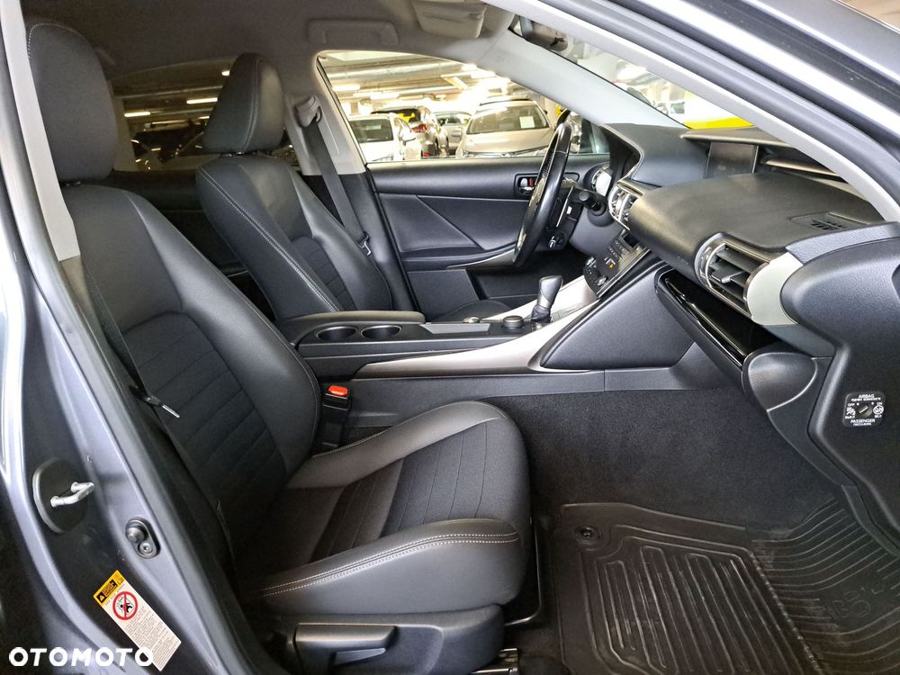 Lexus IS 250 Elite - 15