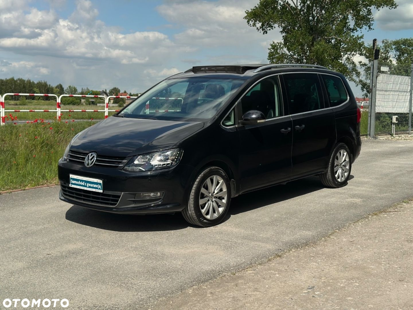 Volkswagen Sharan - 11