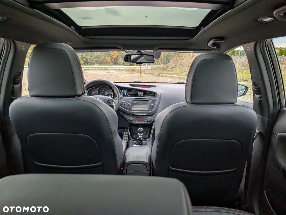 Kia Ceed 1.6 T-GDI GT XL - 34