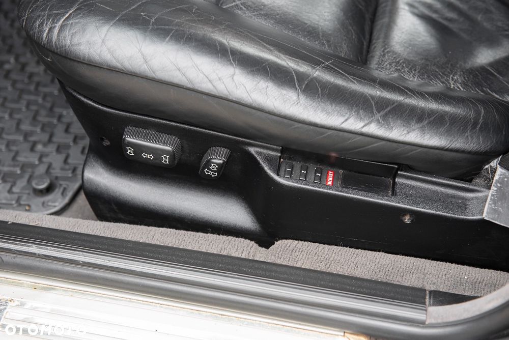 BMW Seria 7 730iL - 8