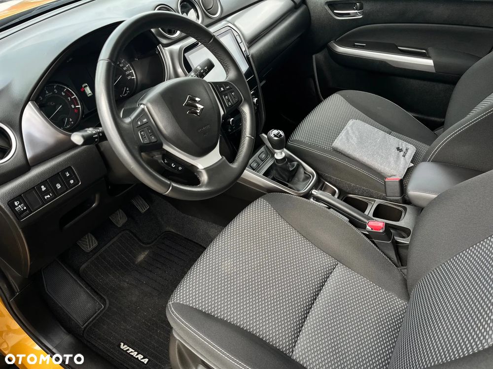 Suzuki Vitara 1.4 Boosterjet mHEV Premium Plus 2WD - 9