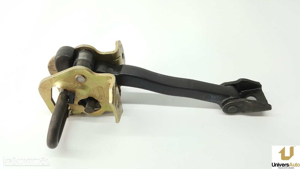 RETENTOR DA PORTA TRASEIRA DIREITA BMW SERIE 3 BERLINA (E46) 330D - 1