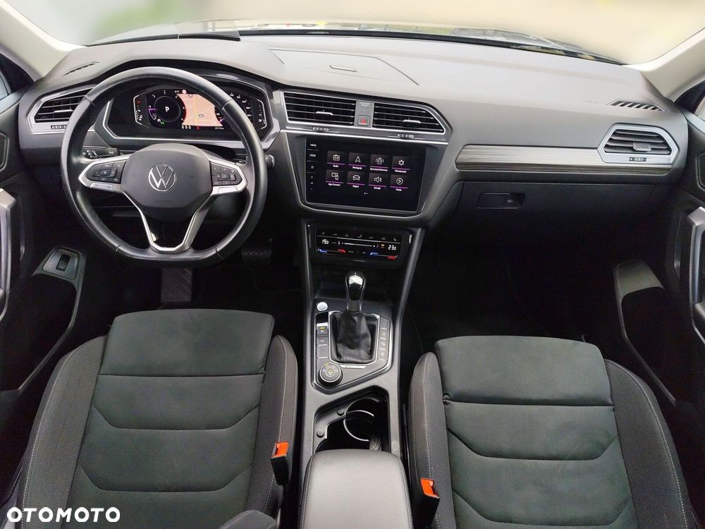 Volkswagen Tiguan Allspace 2.0 TDI 4Mot Elegance DSG - 16