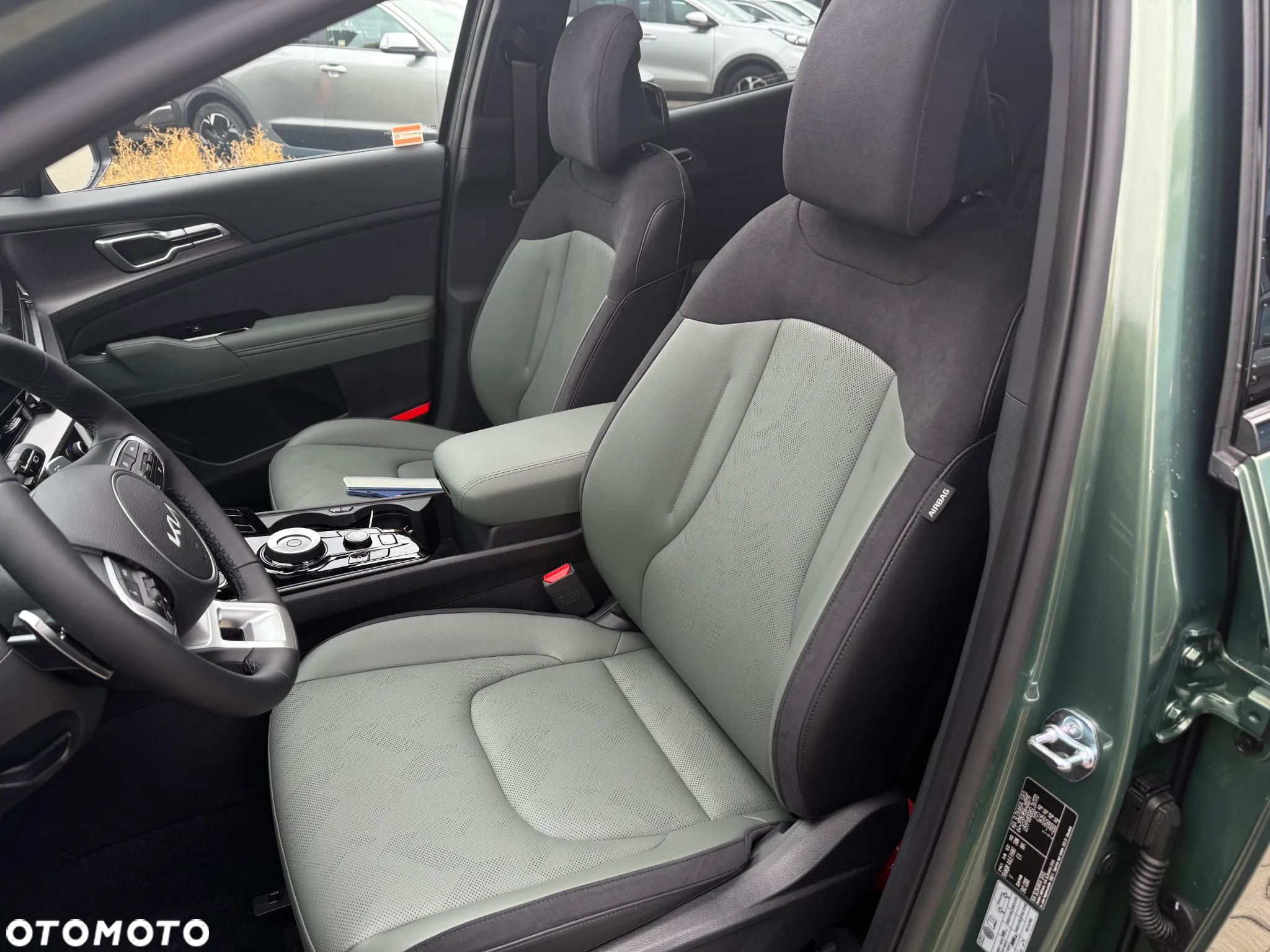 Kia Sportage 1.6 T-GDI HEV Anniversary 2WD - 13