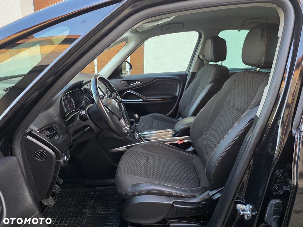 Opel Zafira 2.0 D (CDTI ecoFLEX) Start/Stop Active - 8