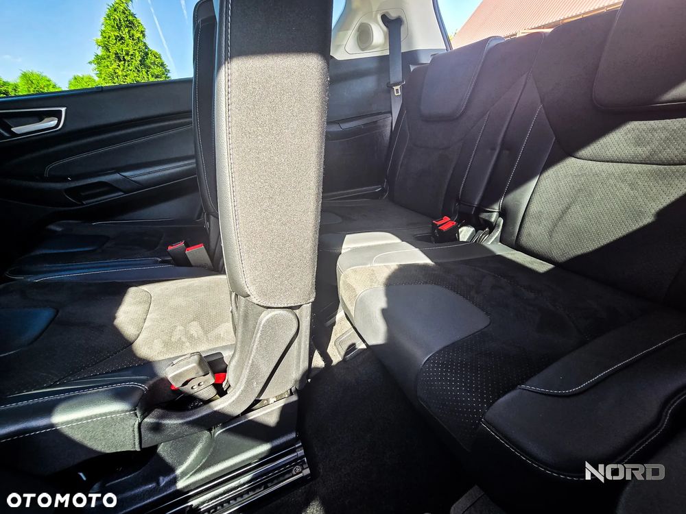 Ford S-Max 2.0 TDCi 4WD Titanium PowerShift - 31
