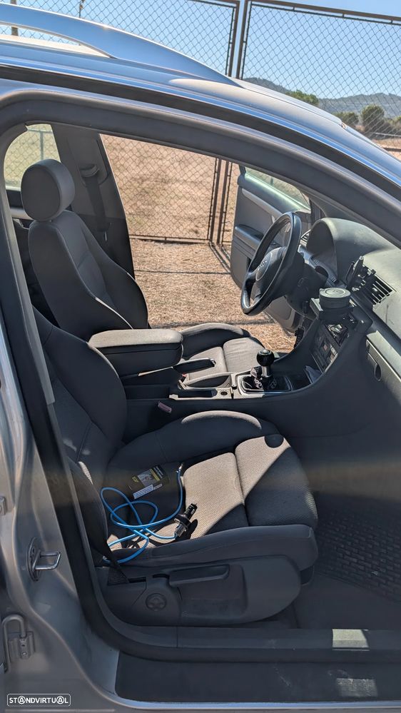 Audi A4 Avant 1.9 TDI - 14