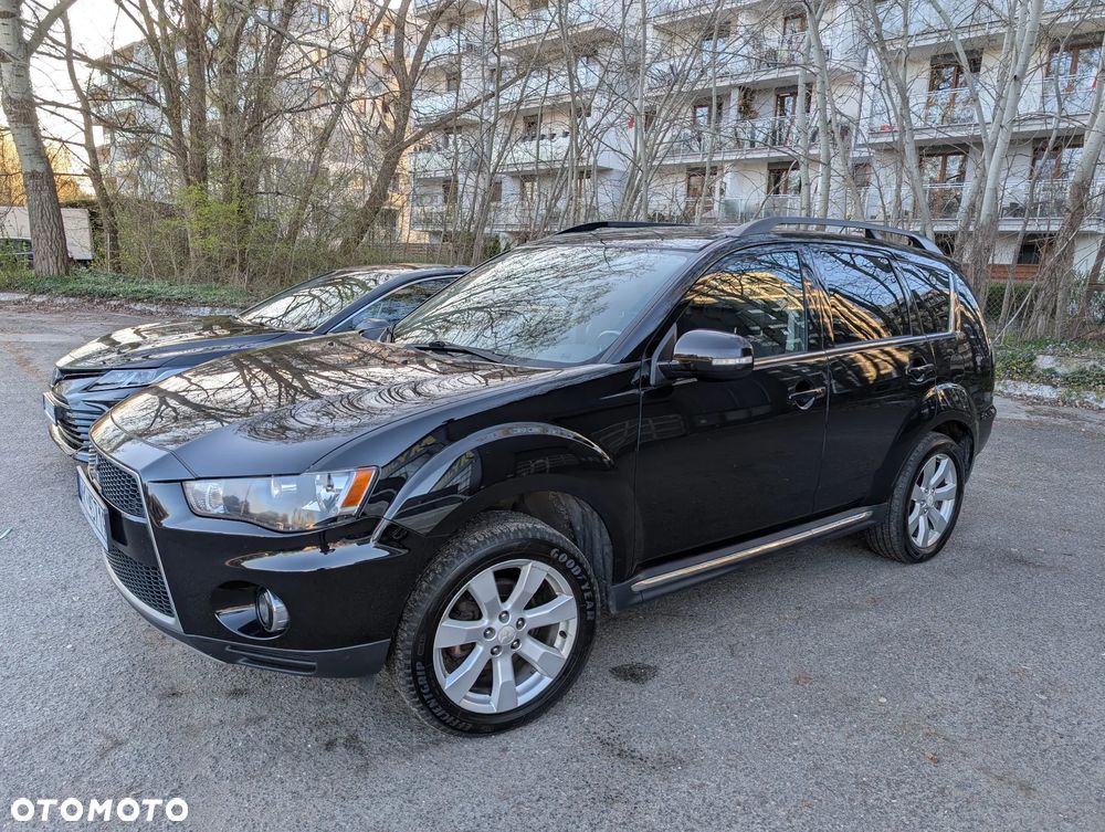 Mitsubishi Outlander 2.0 Invite 2WD - 1