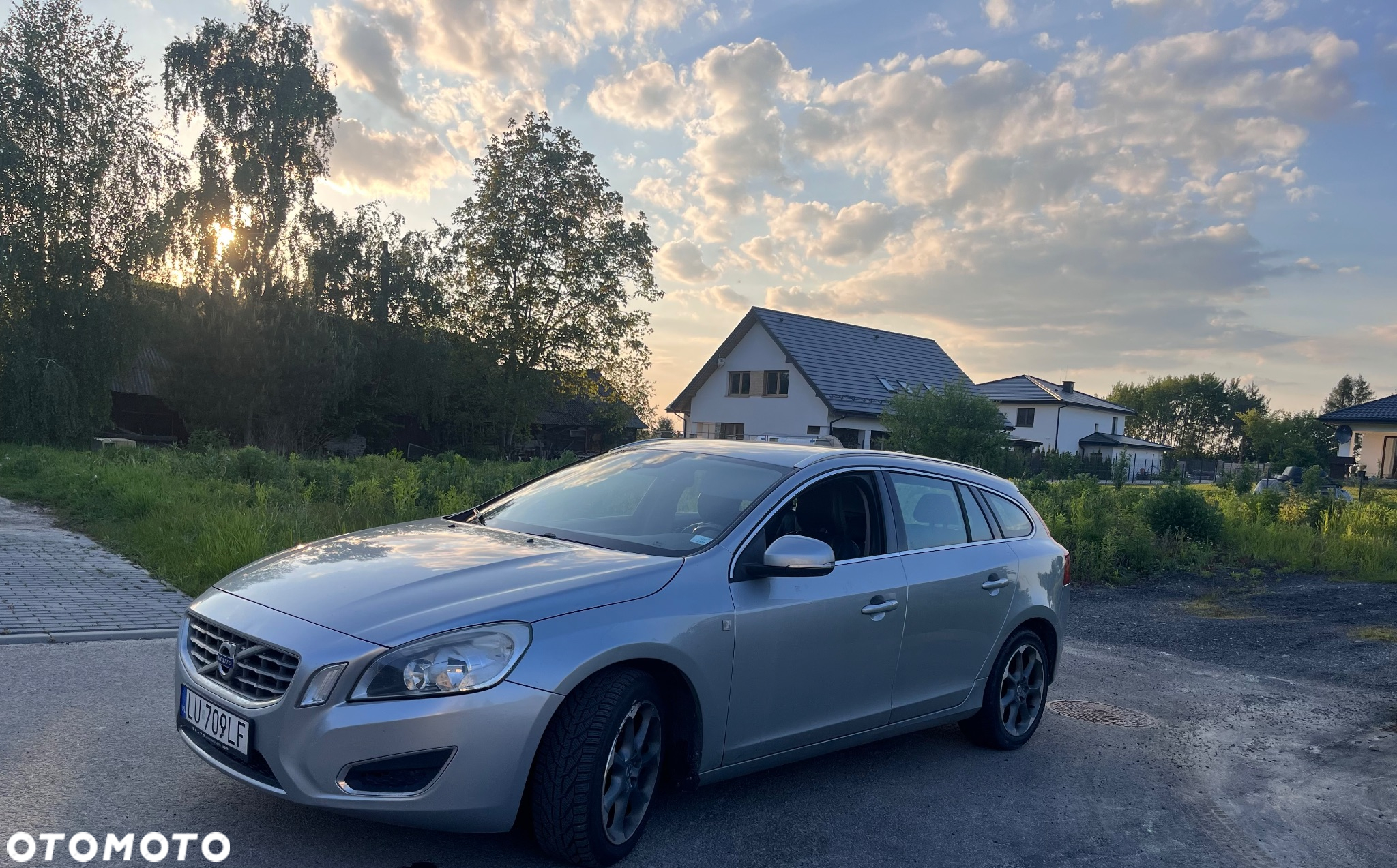 Volvo V60 D2 Ocean Race - 8