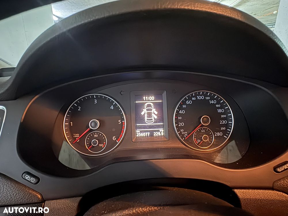 Volkswagen Jetta - 15