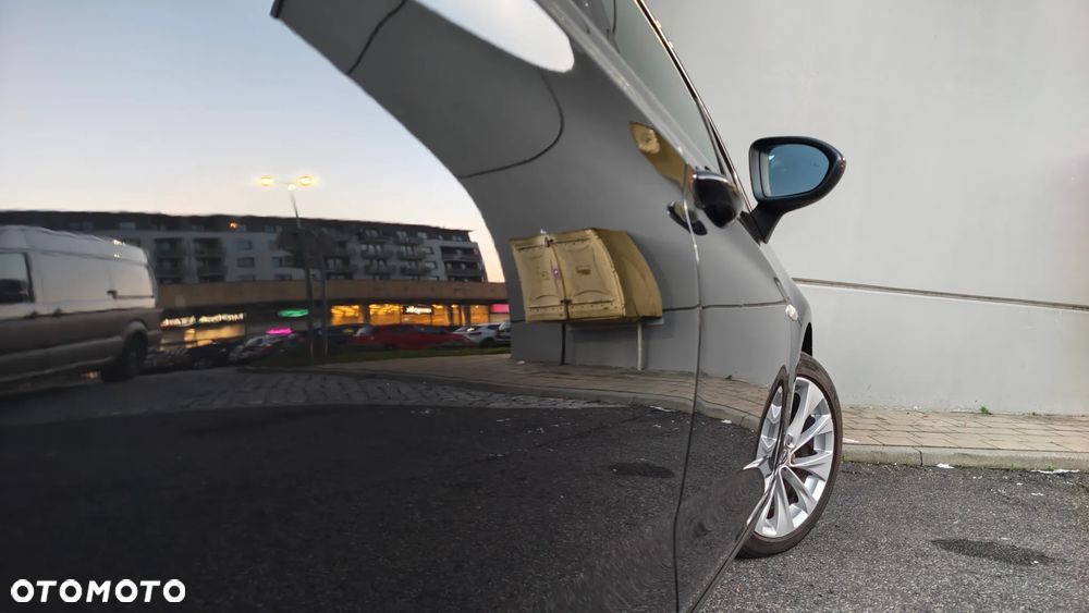 Opel Astra 1.4 Turbo Exklusiv - 24