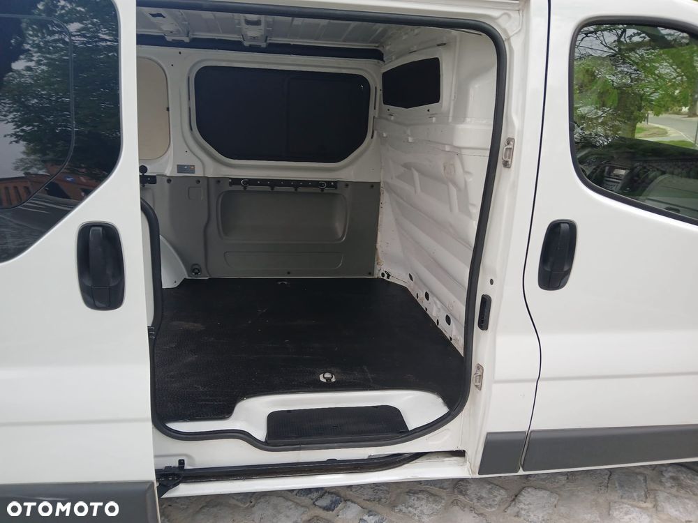 Renault TRAFIC - 19