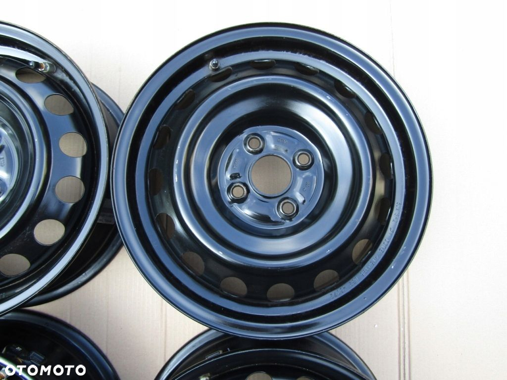 1x Felga Felgi 15 Toyota Yaris III IQ 5j 4x100 ET39 /  czujnik TPMS - 4