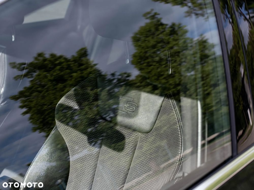 Audi A4 Avant 2.0 TDI S tronic sport - 12