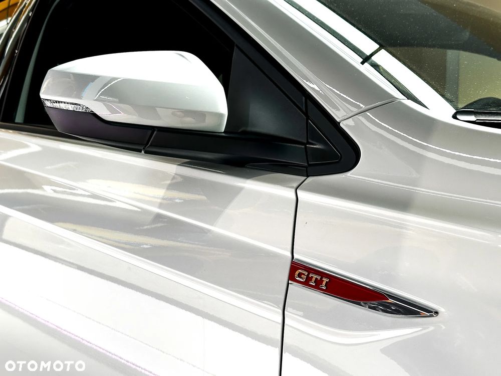 Volkswagen Polo 2.0 TSI GTI DSG - 4